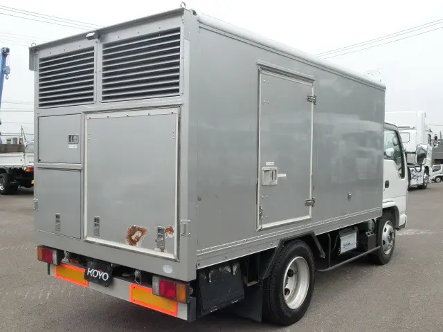 いすゞ エルフ BDG-NKR85Nの写真2