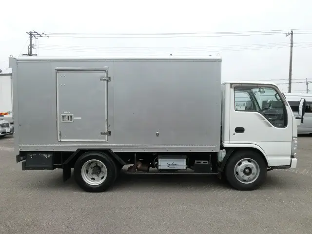 いすゞ エルフ BDG-NKR85Nの写真4