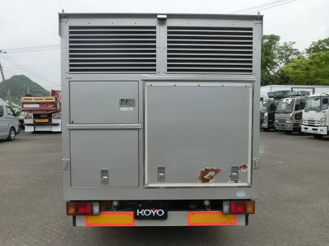 いすゞ エルフ BDG-NKR85Nの写真5