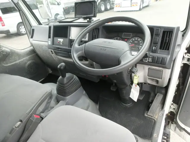 いすゞ エルフ BDG-NKR85Nの写真9