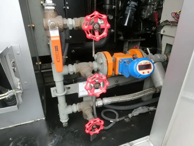 いすゞ エルフ BDG-NKR85Nの写真23