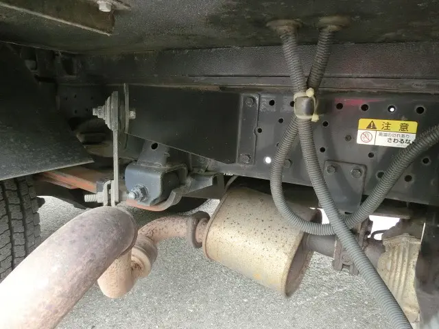 いすゞ エルフ BDG-NKR85Nの写真43