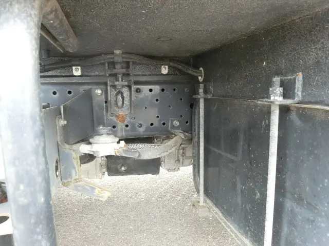 いすゞ エルフ BDG-NKR85Nの写真44