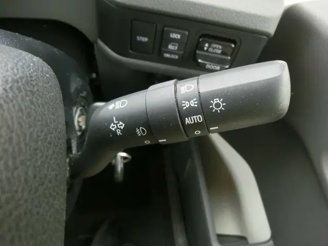 トヨタ コースター XZB60の写真15