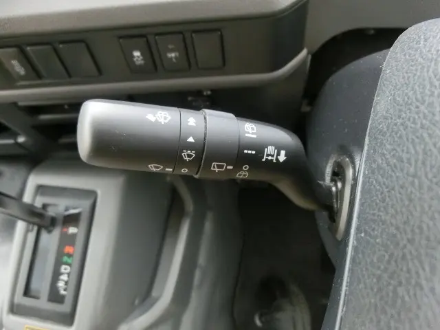 トヨタ コースター XZB60の写真16