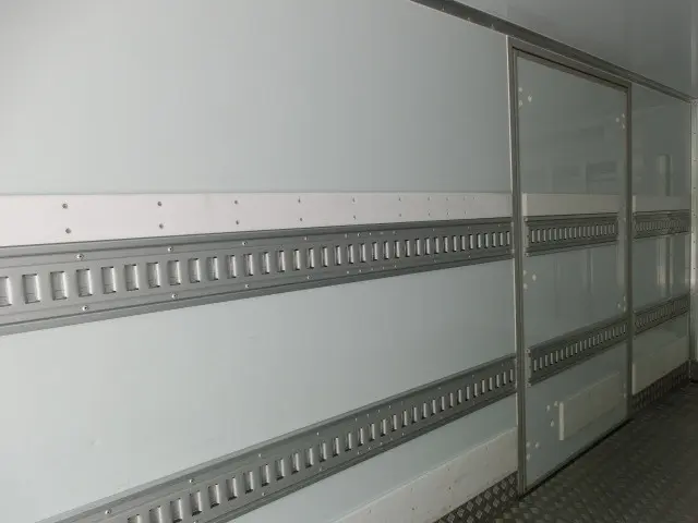 日野 レンジャー 2KG-FD2ABG(2WD)の写真27