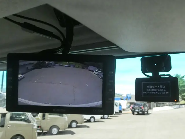 いすゞ フォワード SKG-FRR90T2(2WD)の写真10