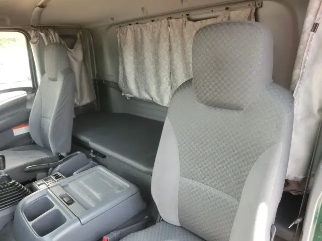 いすゞ フォワード SKG-FRR90T2(2WD)の写真11