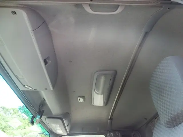 いすゞ フォワード SKG-FRR90T2(2WD)の写真12