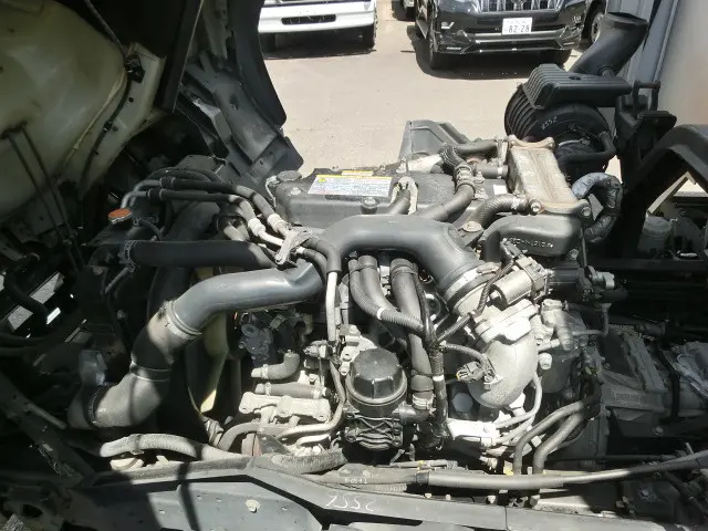 いすゞ フォワード SKG-FRR90T2(2WD)の写真30