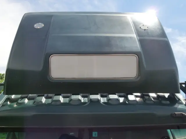 いすゞ フォワード SKG-FRR90T2(2WD)の写真31