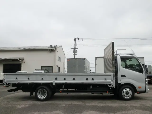 トヨタ トヨエース TKG-XZU720(2WD)の写真8