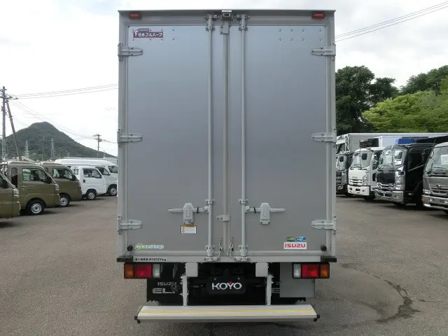 いすゞ エルフ 2RG-NLR88AN(2WD)の写真5