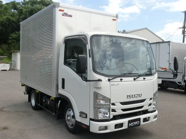 いすゞ エルフ 2RG-NLR88AN(2WD)の写真7