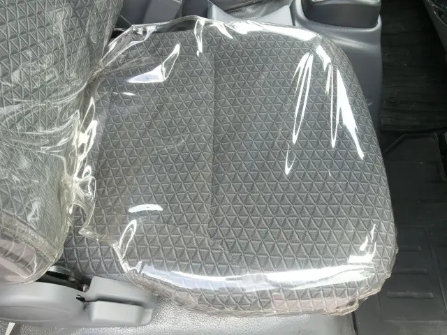 いすゞ エルフ 2RG-NLR88AN(2WD)の写真11