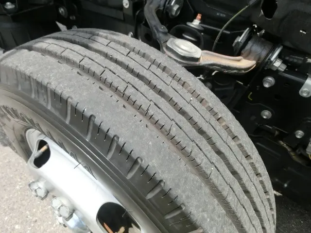 いすゞ エルフ 2RG-NLR88AN(2WD)の写真30