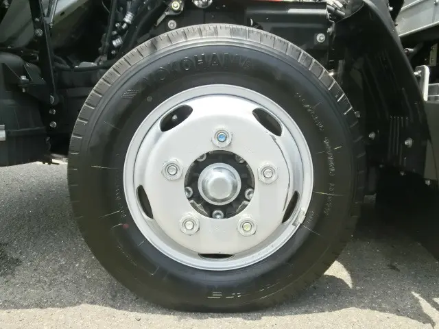 いすゞ エルフ 2RG-NLR88AN(2WD)の写真31