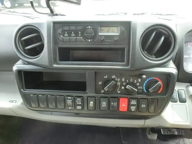 日野 デュトロ TKG-XZU655M(2WD)の写真12