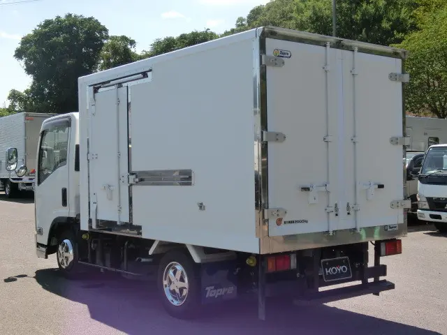 いすゞ エルフ TPG-NLR85AN(2WD)の写真4