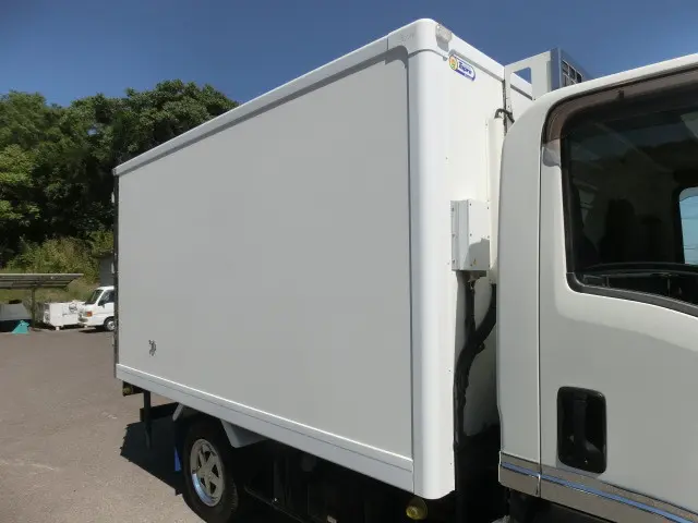 いすゞ エルフ TPG-NLR85AN(2WD)の写真18