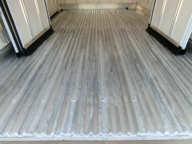 いすゞ エルフ TPG-NLR85AN(2WD)の写真27