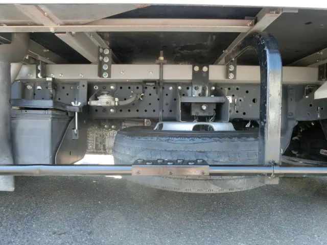 いすゞ エルフ TPG-NLR85AN(2WD)の写真32