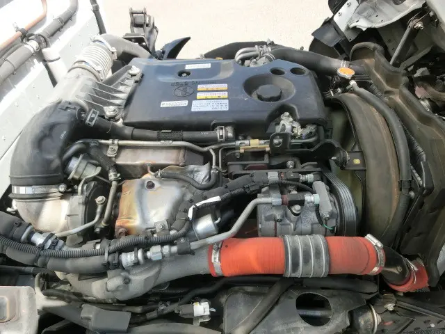 いすゞ エルフ TPG-NLR85AN(2WD)の写真36