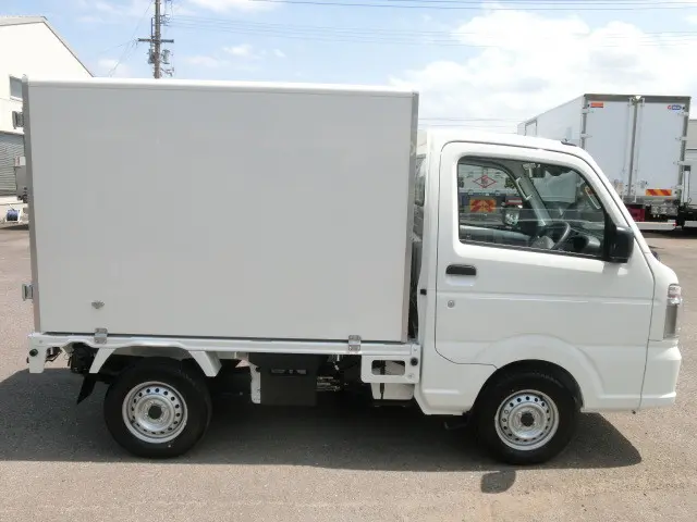 スズキ キャリイ 3BD-DA16T(2WD)の写真3