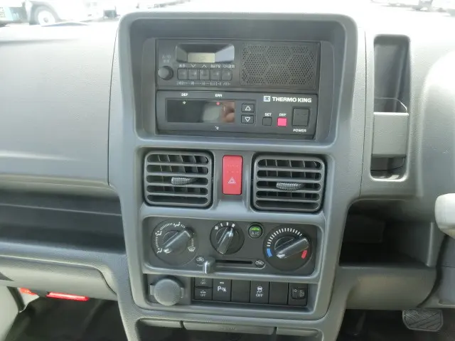 スズキ キャリイ 3BD-DA16T(2WD)の写真14