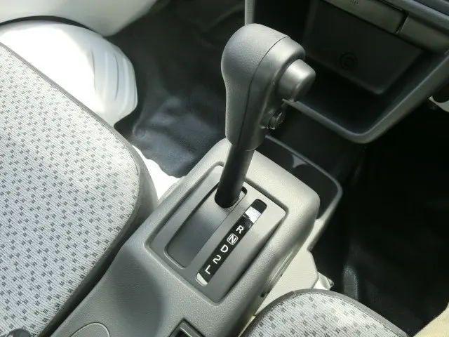 スズキ キャリイ 3BD-DA16T(2WD)の写真16