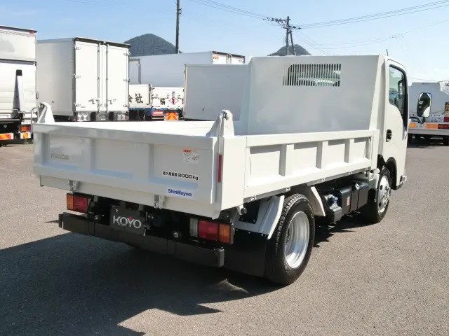 マツダ タイタン 2RG-LKR88AT(2WD)の写真4