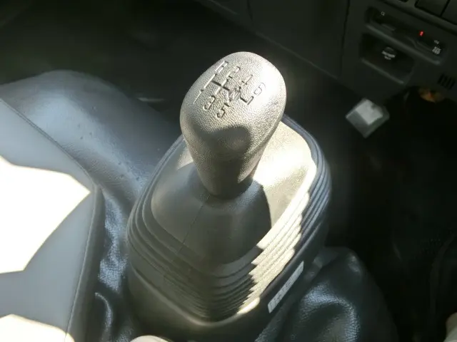 マツダ タイタン 2RG-LKR88AT(2WD)の写真16