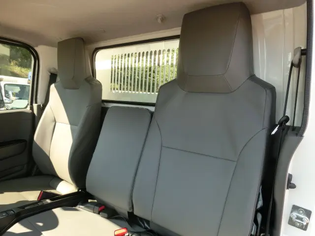 マツダ タイタン 2RG-LKR88AT(2WD)の写真18