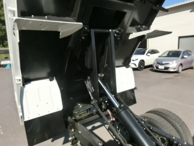 マツダ タイタン 2RG-LKR88AT(2WD)の写真29