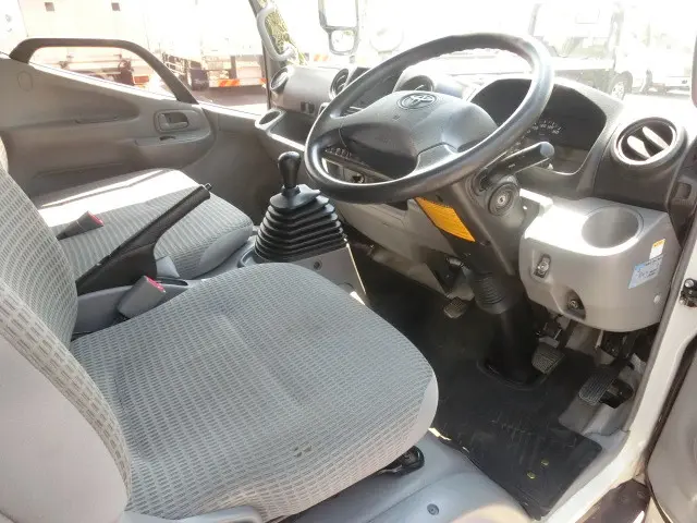 トヨタ ダイナ XZC605(2WD)の写真9
