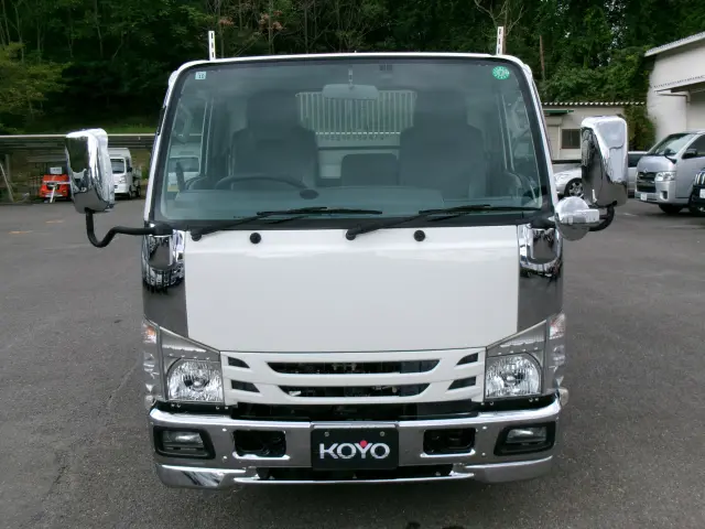 いすゞ エルフ TPG-NJR85AD(2WD)の写真8