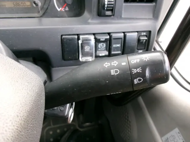 いすゞ エルフ TPG-NJR85AD(2WD)の写真14