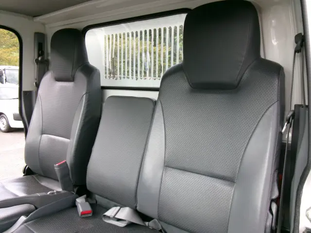 いすゞ エルフ TPG-NJR85AD(2WD)の写真20