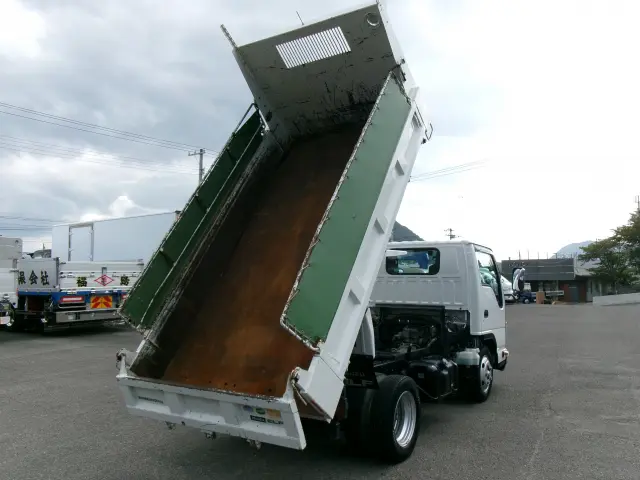 いすゞ エルフ TPG-NJR85AD(2WD)の写真27