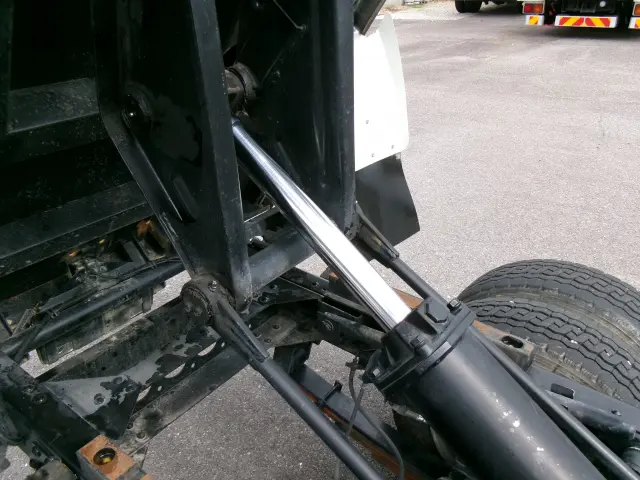 いすゞ エルフ TPG-NJR85AD(2WD)の写真35