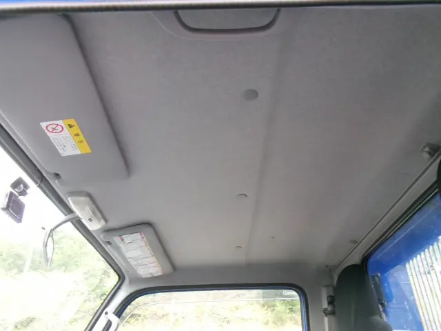 いすゞ エルフ 2RG-NJR88AD(2WD)の写真19