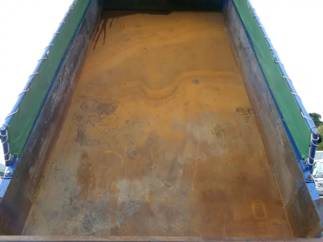 いすゞ エルフ 2RG-NJR88AD(2WD)の写真32