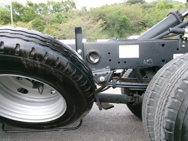 いすゞ エルフ 2RG-NJR88AD(2WD)の写真37