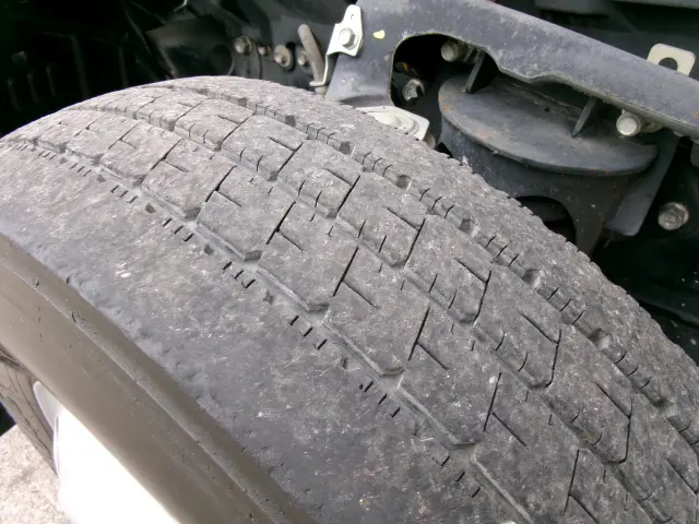 いすゞ エルフ 2RG-NJR88AD(2WD)の写真41