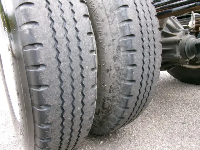 いすゞ エルフ 2RG-NJR88AD(2WD)の写真45