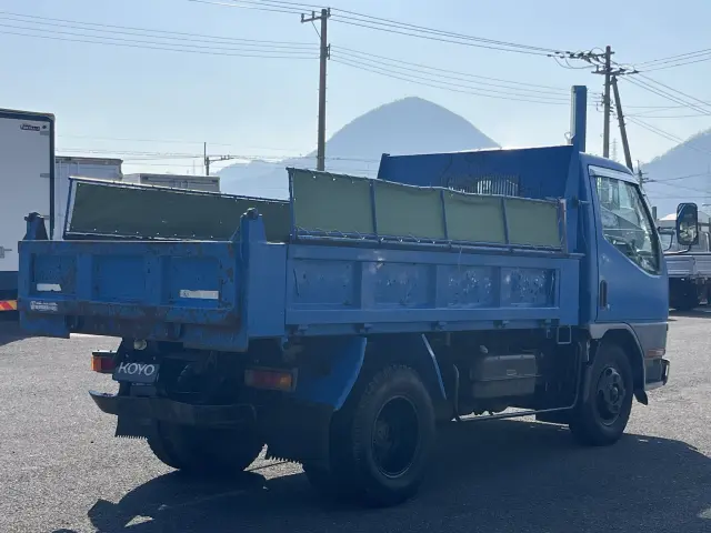 三菱 キャンター KC-FE538BD(2WD)の写真3