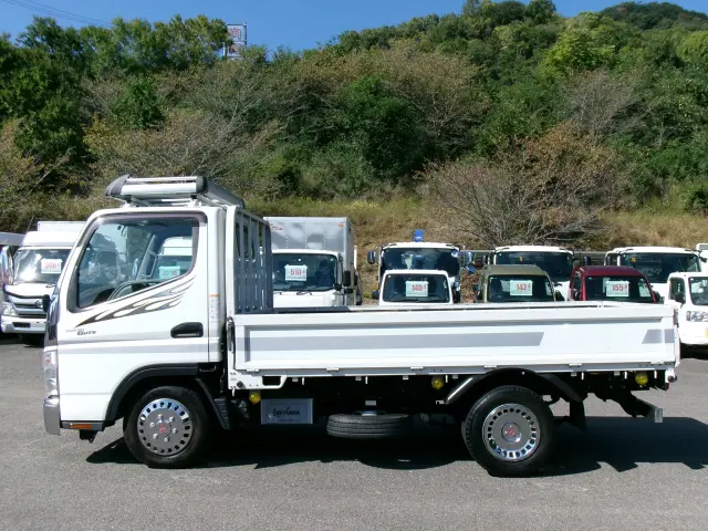 三菱 キャンターガッツ PDG-FB70B(2WD)の写真4