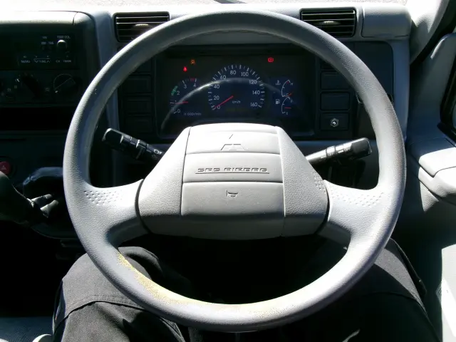 三菱 キャンターガッツ PDG-FB70B(2WD)の写真11