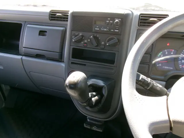 三菱 キャンターガッツ PDG-FB70B(2WD)の写真14