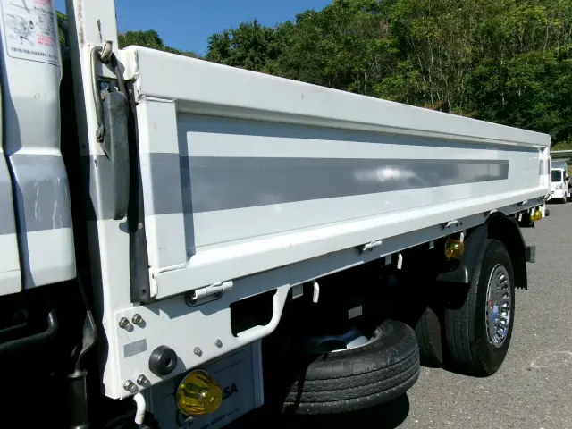 三菱 キャンターガッツ PDG-FB70B(2WD)の写真23